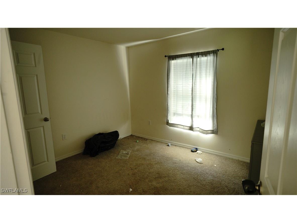 666 Vanola Court Lehigh Acres FL 33972 225075189 image3