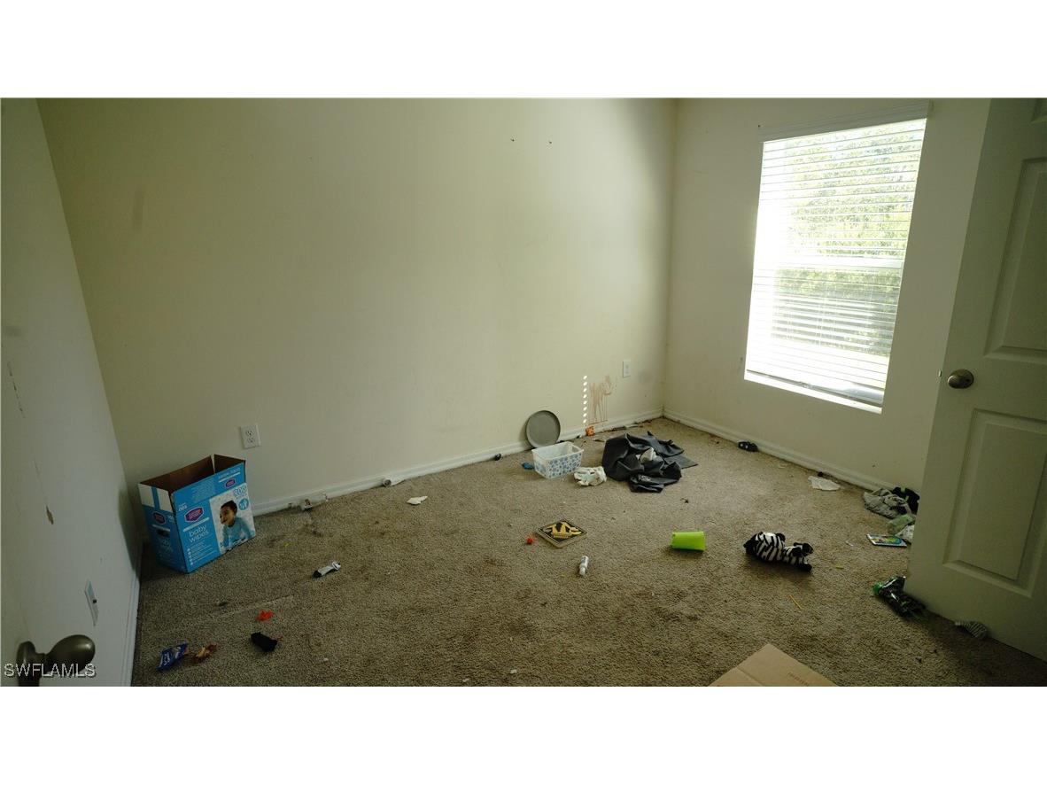 666 Vanola Court Lehigh Acres FL 33972 225075189 image5