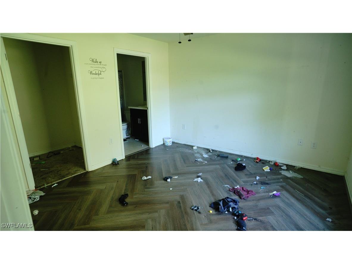 666 Vanola Court Lehigh Acres FL 33972 225075189 image7