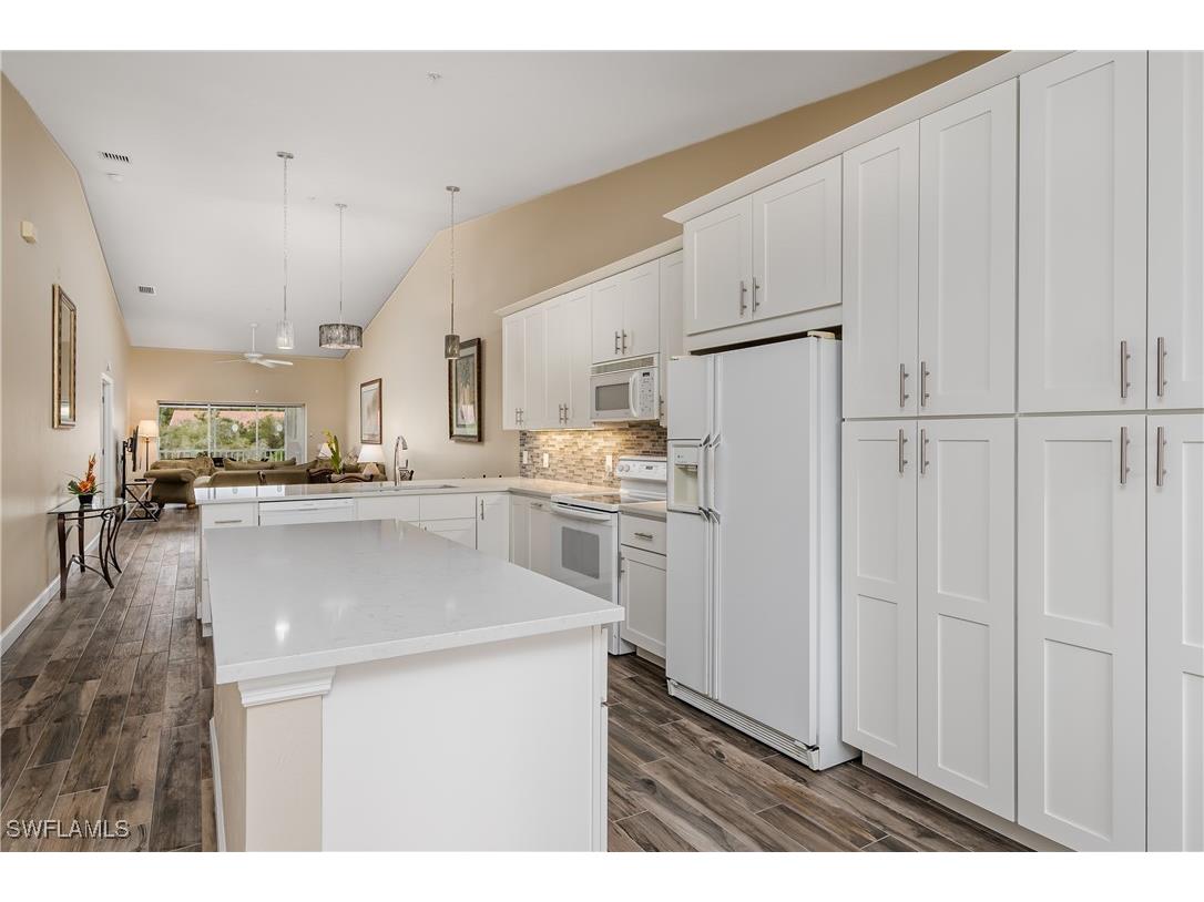 6660 Beach Resort Drive #4 Naples FL 34114 224075553 image1