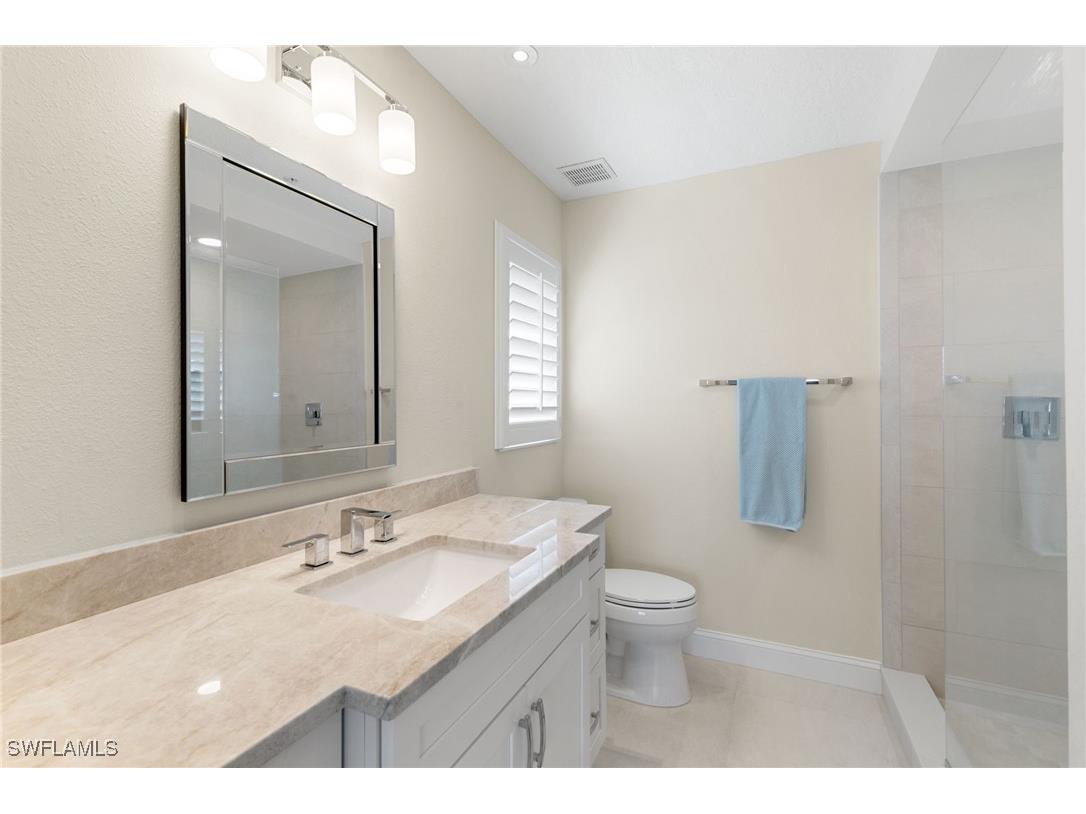 6660 Huntington Lakes Circle #204 Naples FL 34119 225079545 image16