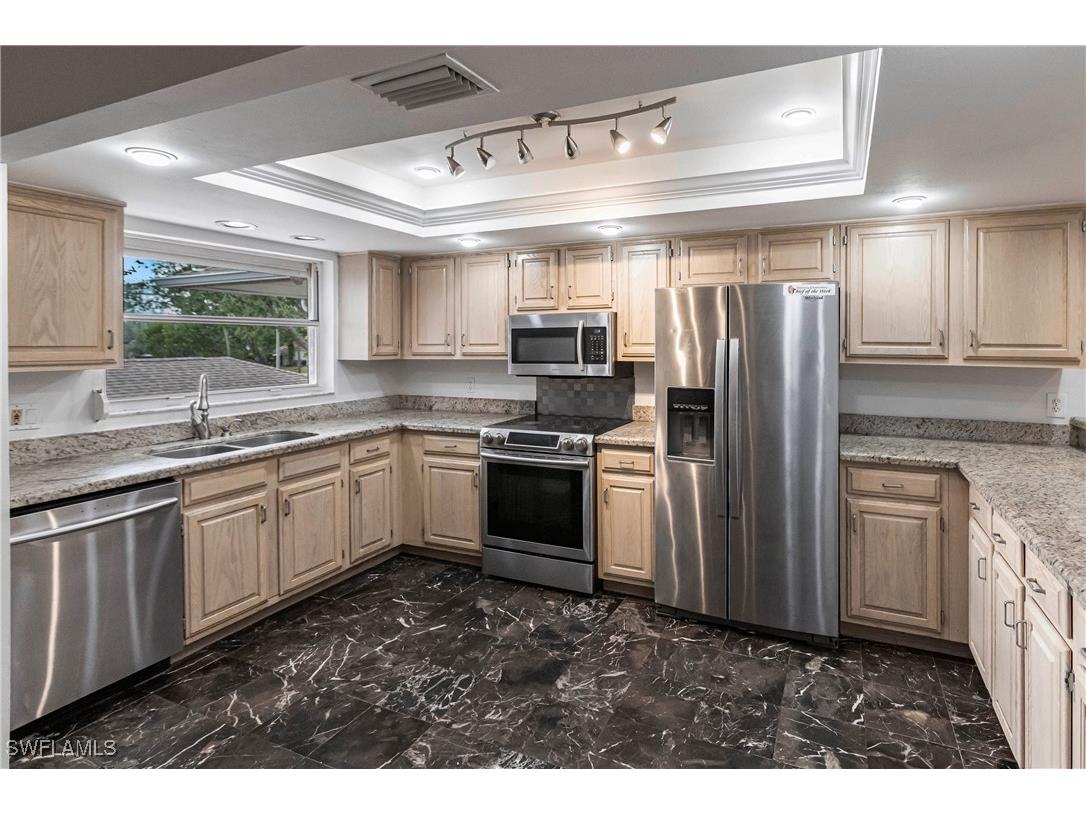 6660 Ilex Circle #5B Naples FL 34109 225007149 image1