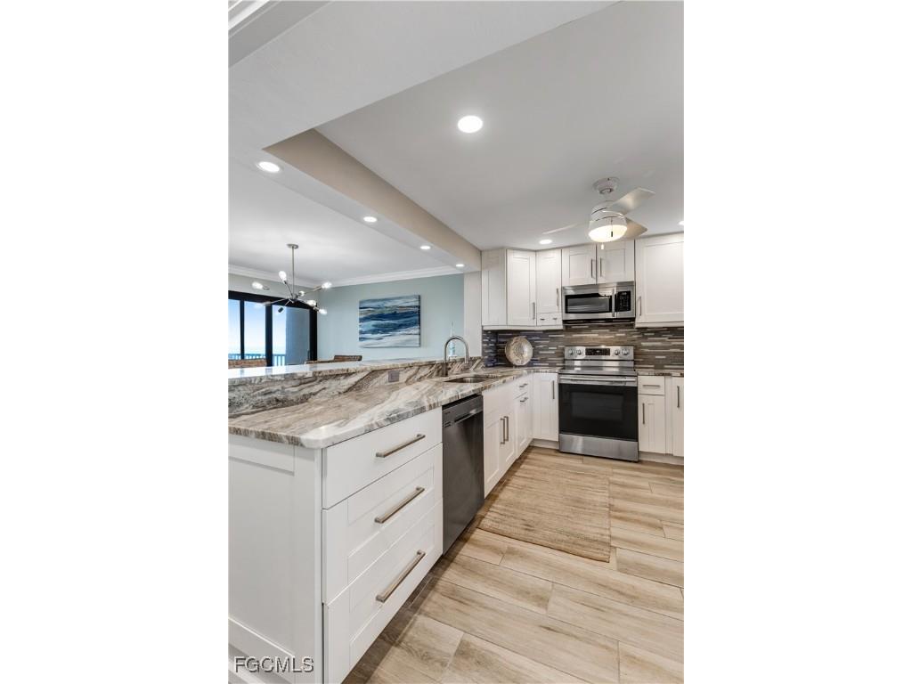 6662 Estero Boulevard #308 Fort Myers Beach FL 33931 2025005885 image10