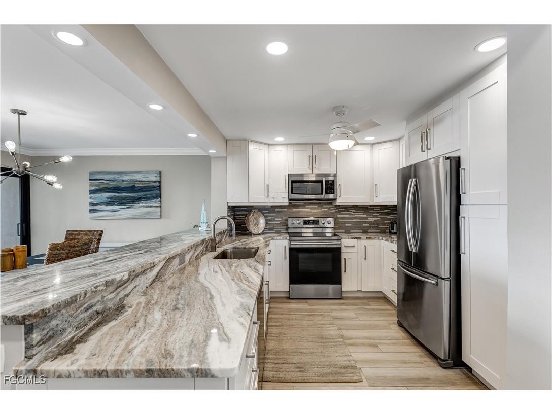 6662 Estero Boulevard #308 Fort Myers Beach FL 33931 2025005885 image4