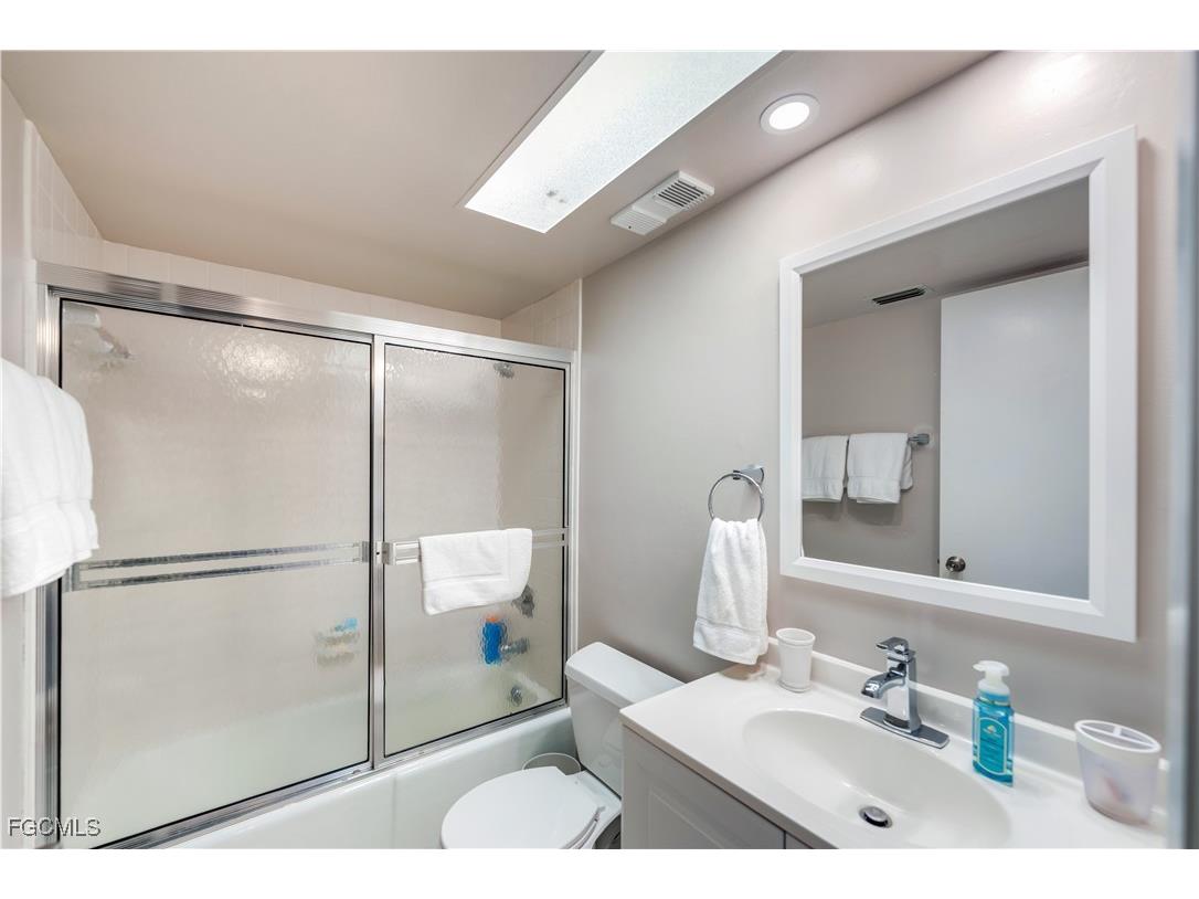 6665 Estero Boulevard #124 Fort Myers Beach FL 33931 2025016904 image21