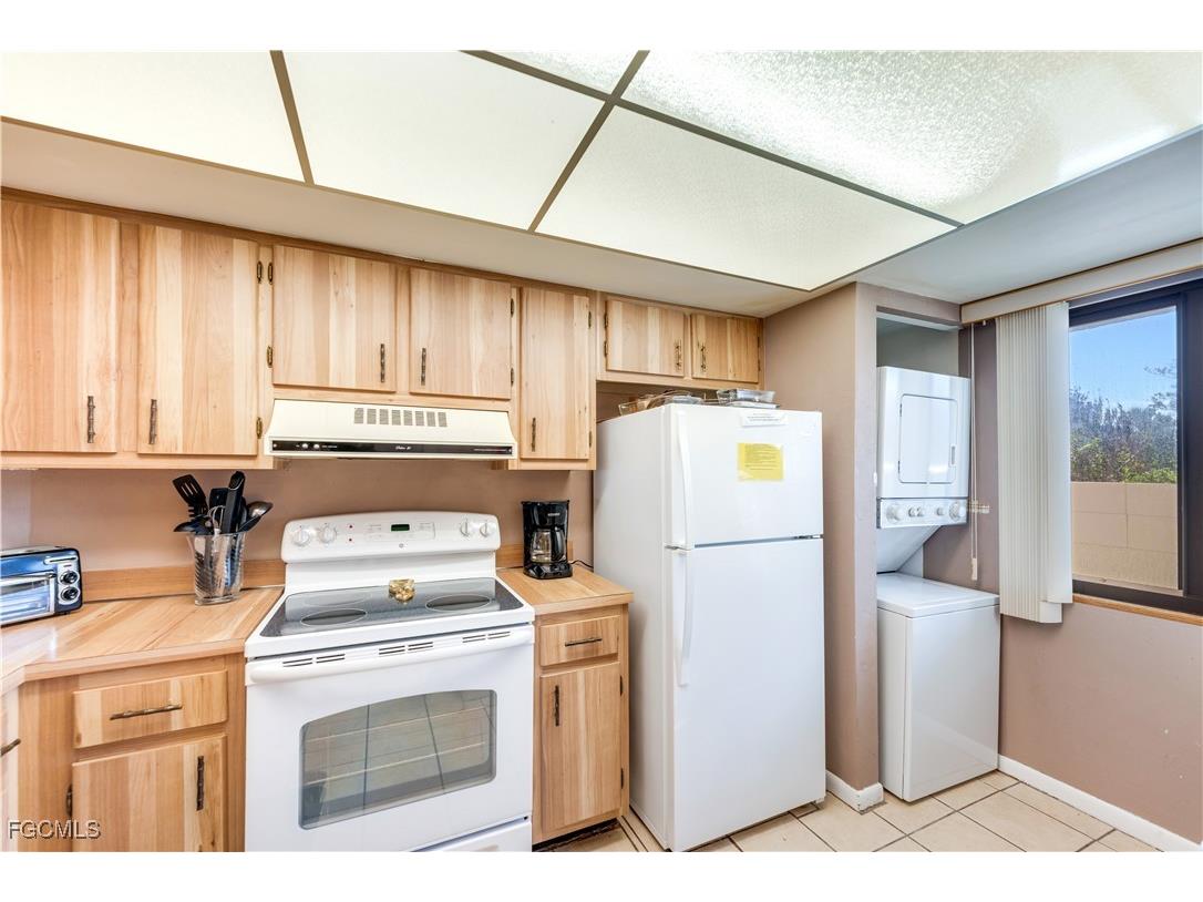 6665 Estero Boulevard #124 Fort Myers Beach FL 33931 2025016904 image5