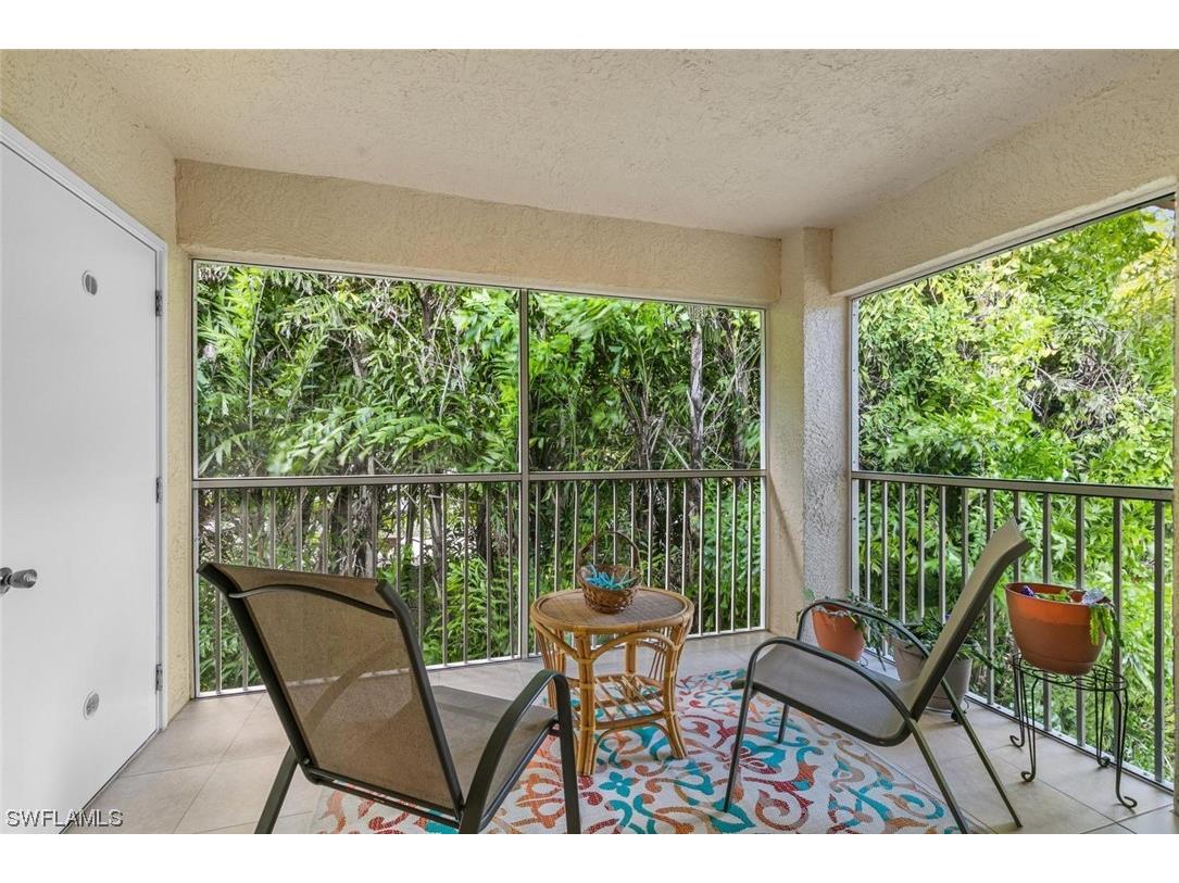 6665 Huntington Lakes Circle #204 Naples FL 34119 223078605 image1