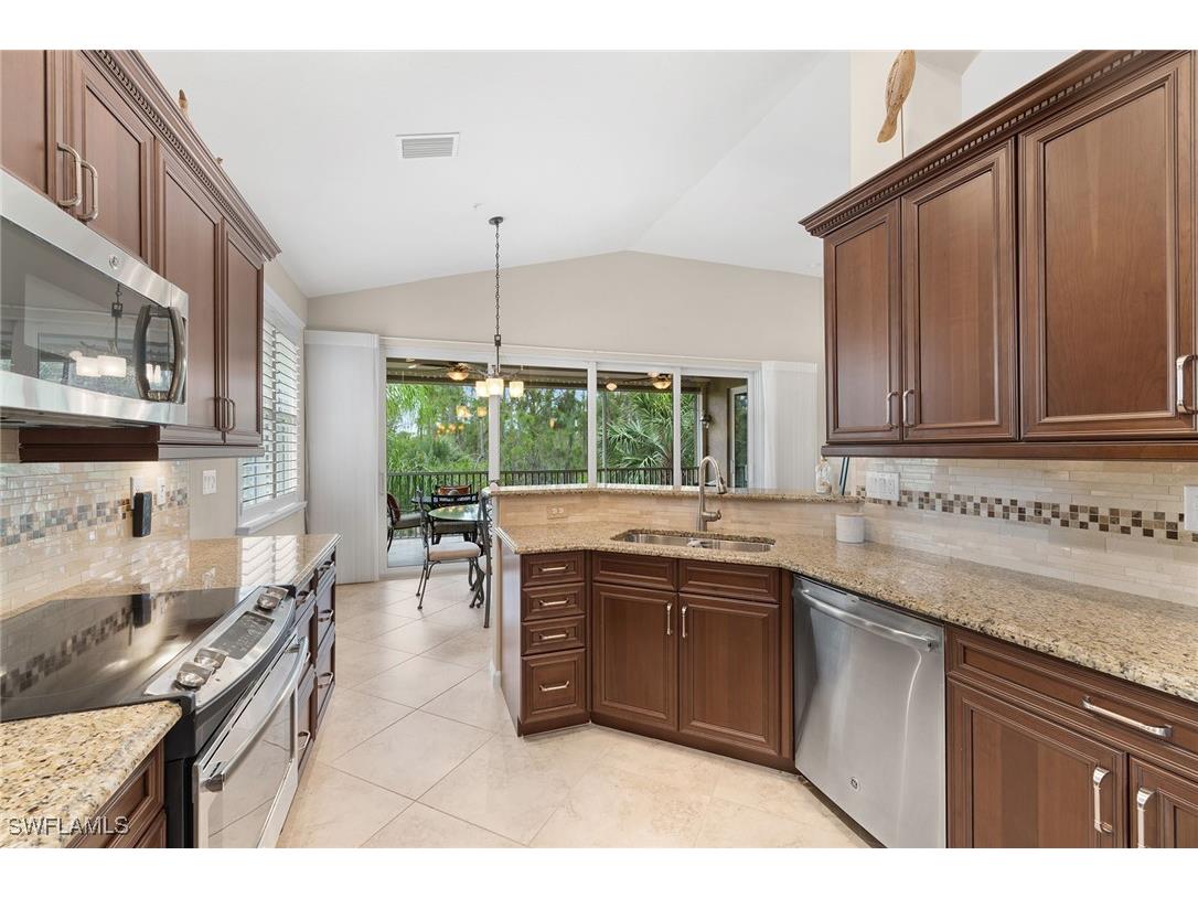6669 Alden Woods Circle #7-201 Naples FL 34113 225070654 image12