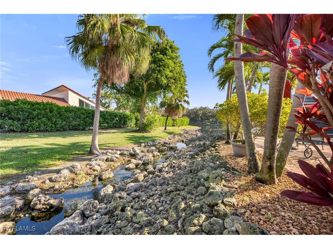 667 Bridgeway Lane Naples FL 34108 226001254 image2