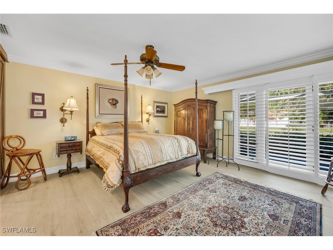 667 Bridgeway Lane Naples FL 34108 226001254 image9
