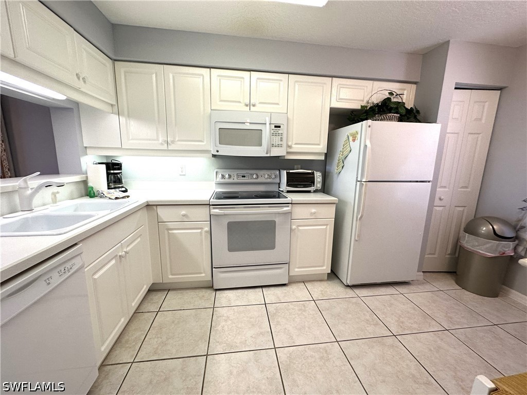 6670 Huntington Lakes Circle #103 Naples FL 34119 226020045 image5