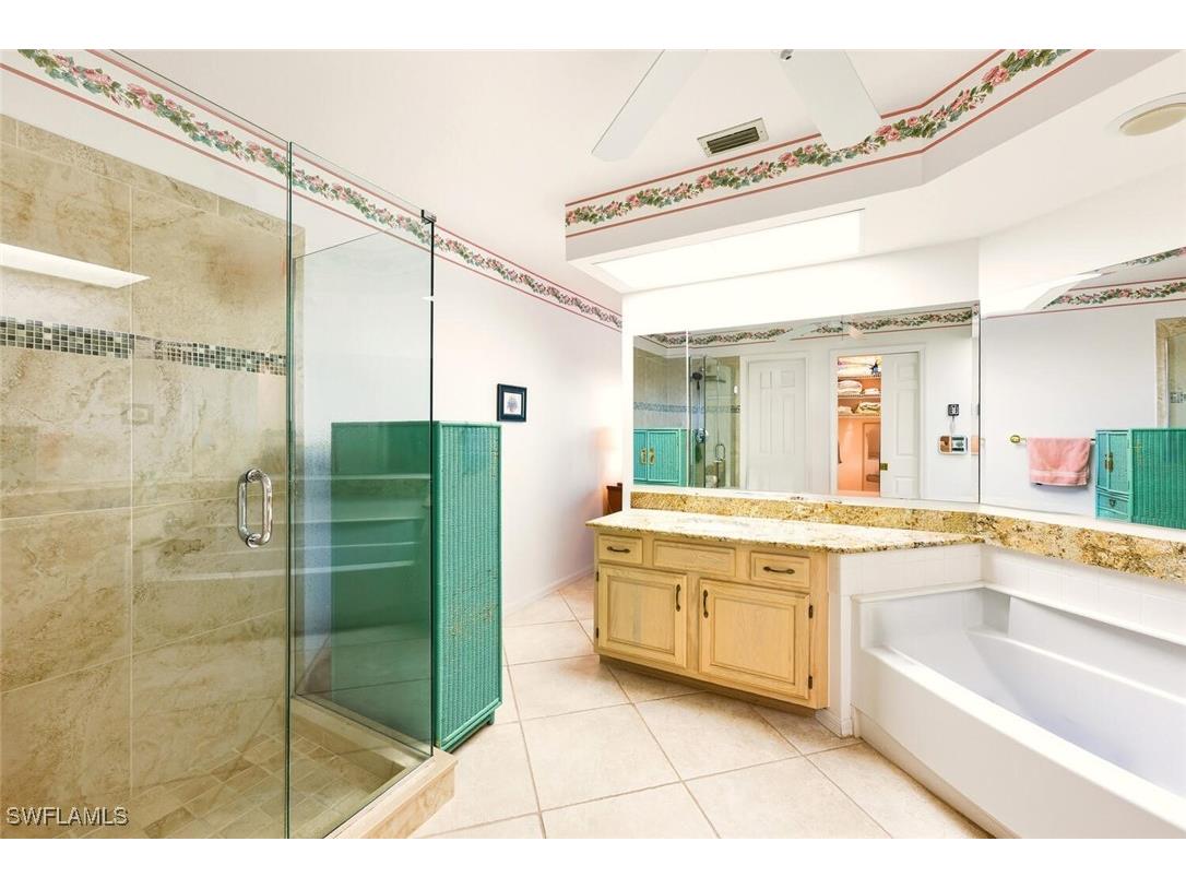 6670 Ilex Circle #4D Naples FL 34109 225077666 image16