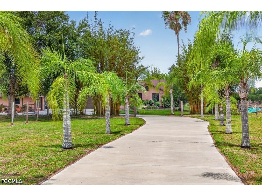 6670 Pangola Road Fort Myers FL 33905 2026023389 image3