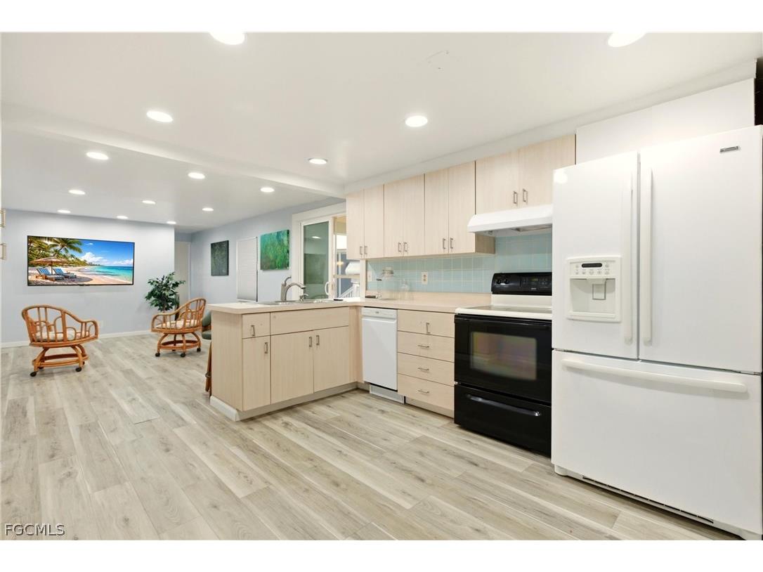 6671 Keystone Court North Port FL 34287 2026010679 image12