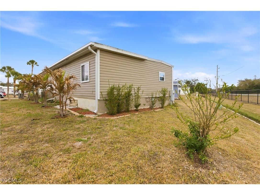 6671 Keystone Court North Port FL 34287 2026010679 image27