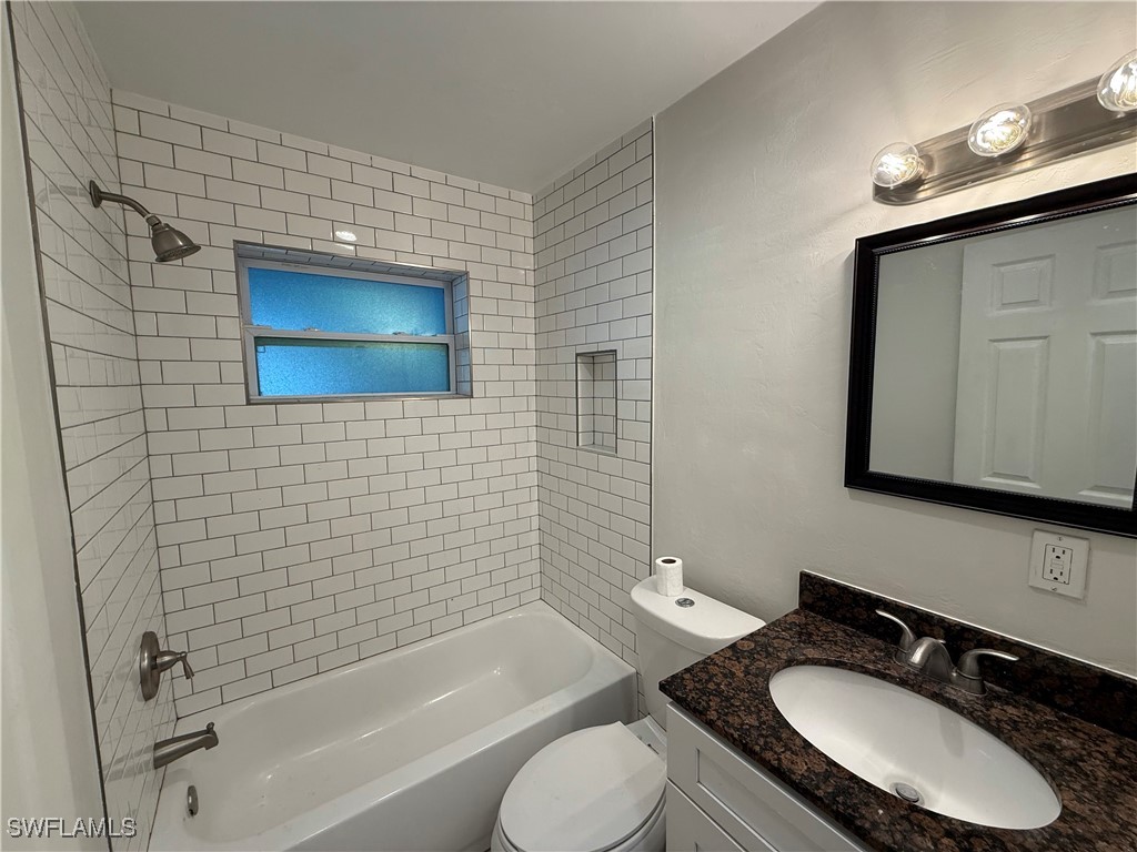 6675 Fiesta Way Fort Myers FL 33919 225079644 image10