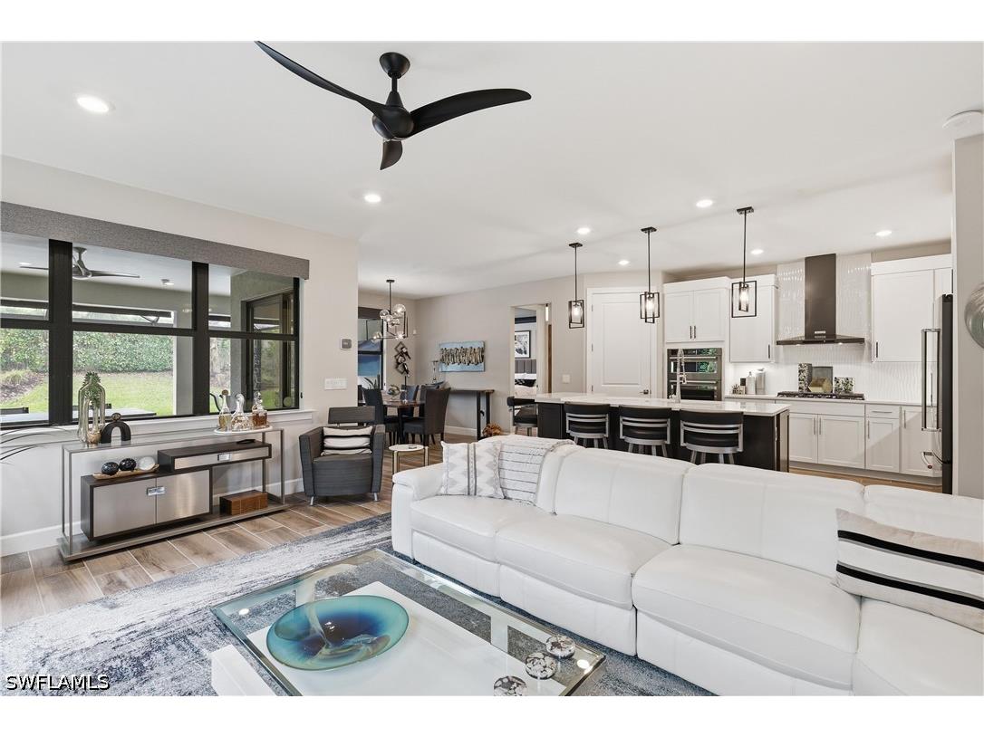 6678 Pennyroyal Drive Naples FL 34114 226014585 image10