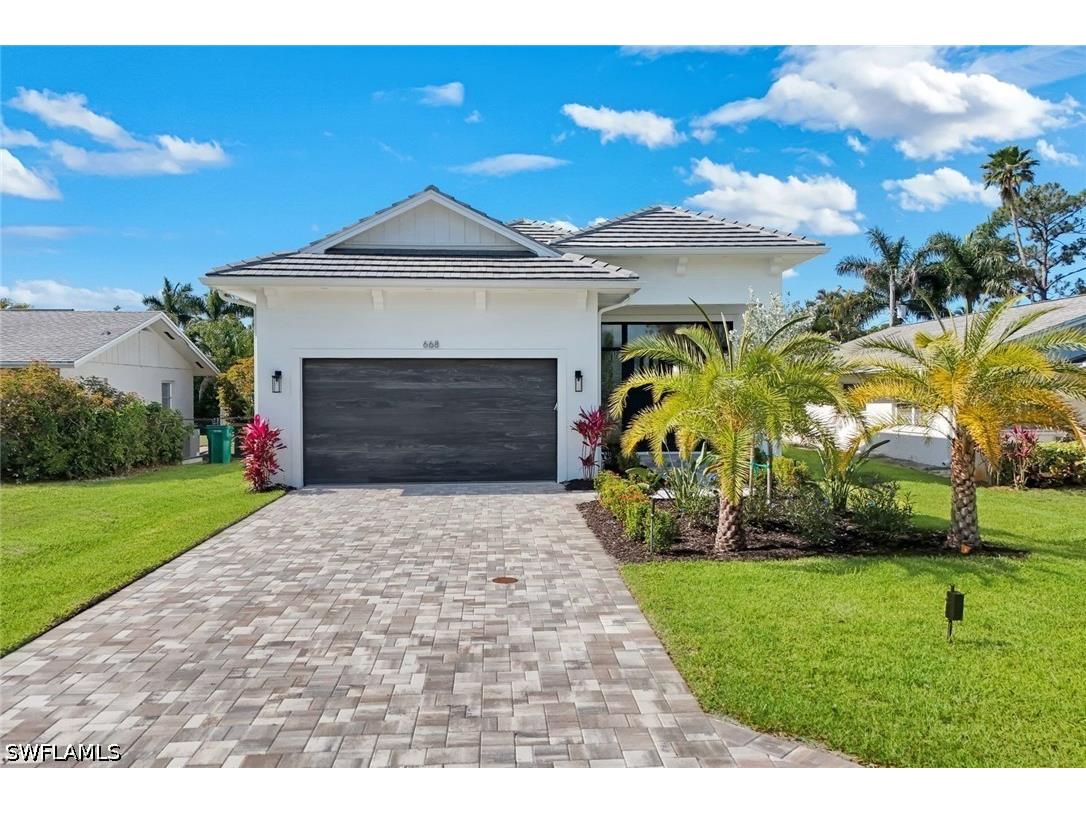 668 93rd Avenue N Naples FL 34108 226004232 image1