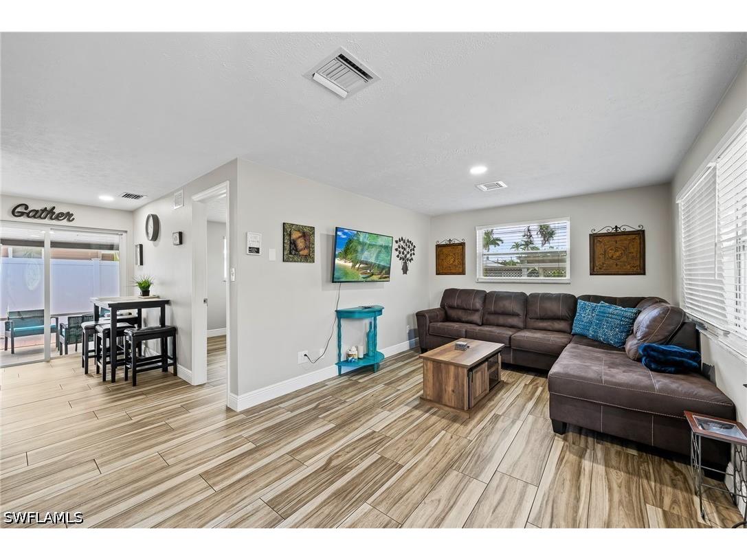 668 97th Avenue N Naples FL 34108 226021990 image19