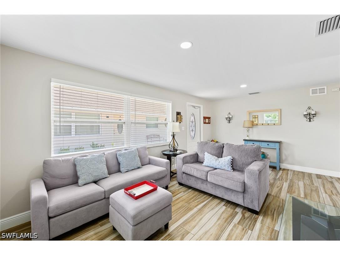 668 97th Avenue N Naples FL 34108 226021990 image23