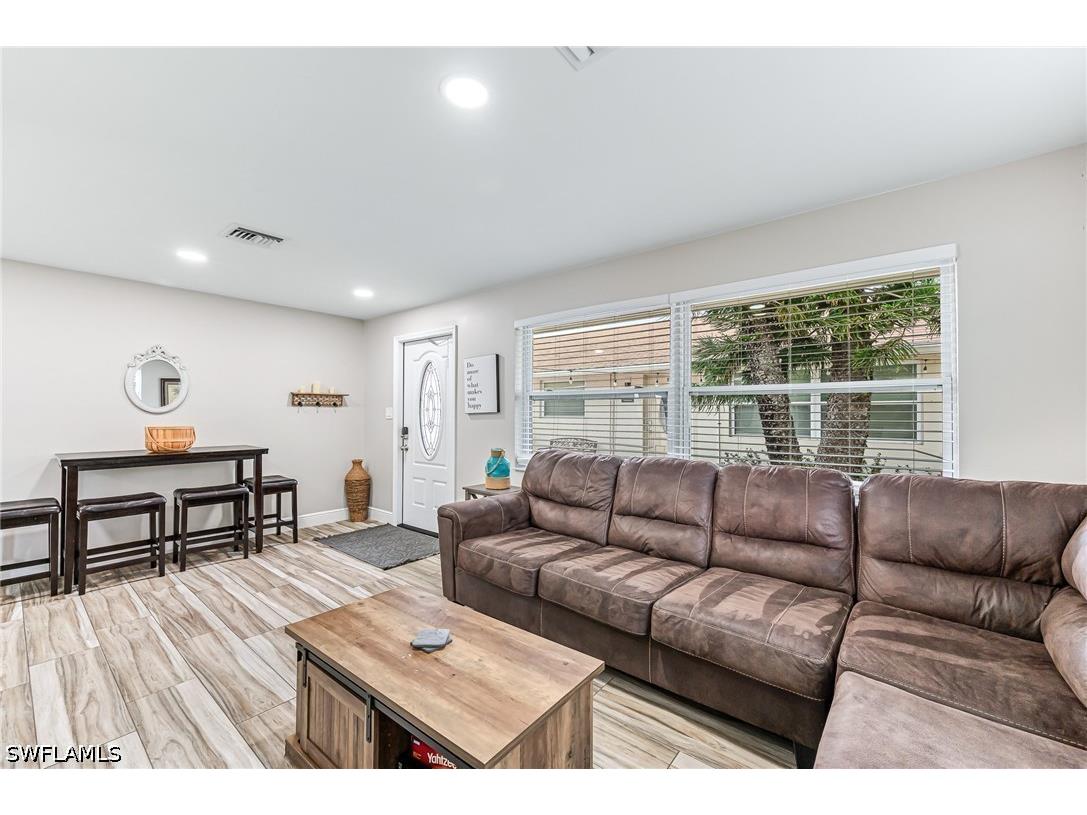 668 97th Avenue N Naples FL 34108 226021990 image28