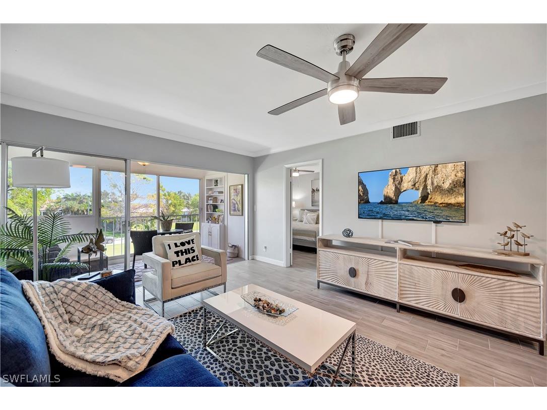 668 Broad Avenue S #J668 Naples FL 34102 224056311 image1