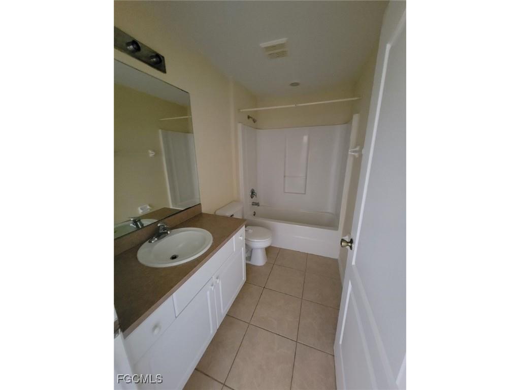 668 Homestead Road S Lehigh Acres FL 33974 2026001081 image10