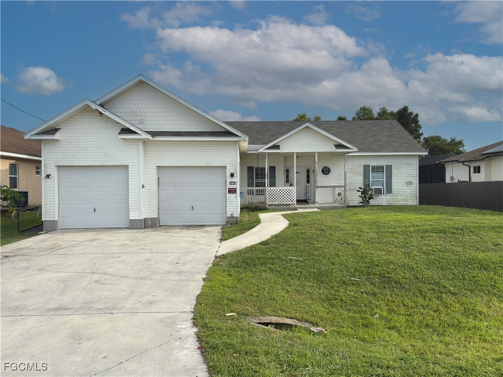 668 Kingsbury Street E Lehigh Acres FL 33974 2025013179 image1