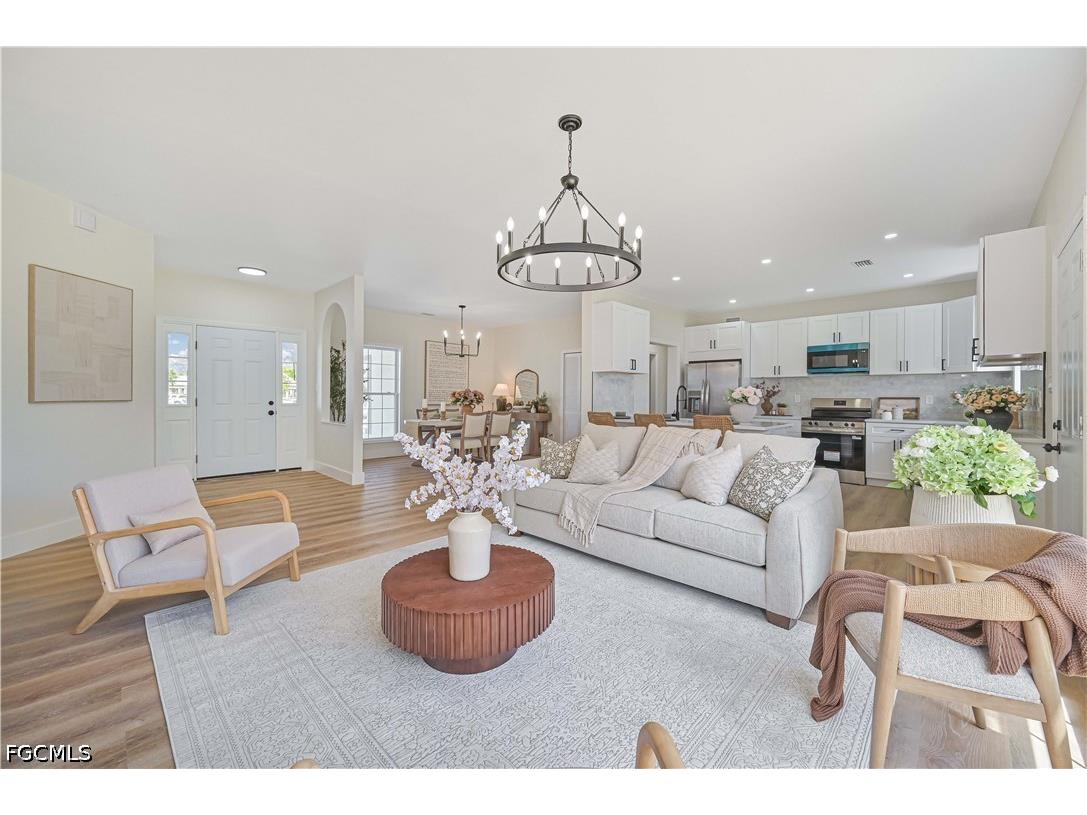 668 Kingsbury Street E Lehigh Acres FL 33974 2026016907 image6