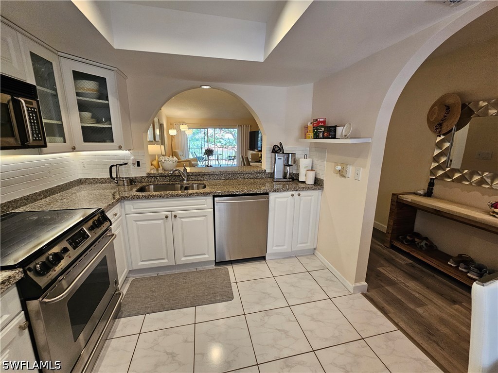 668 Mardel Court #807 Naples FL 34104 226014410 image18