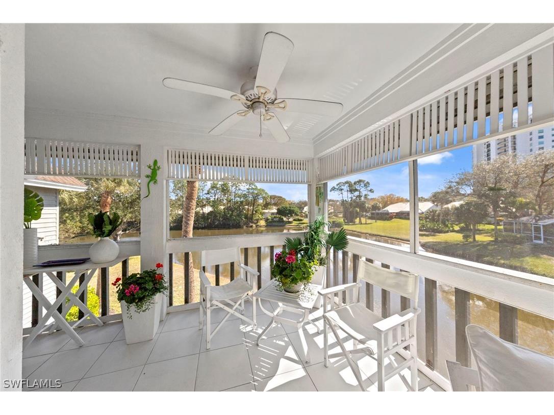668 Wiggins Bay Drive #B25 Naples FL 34110 226007389 image1