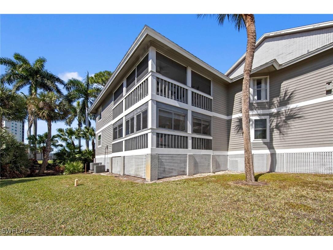 668 Wiggins Bay Drive #B25 Naples FL 34110 226007389 image32