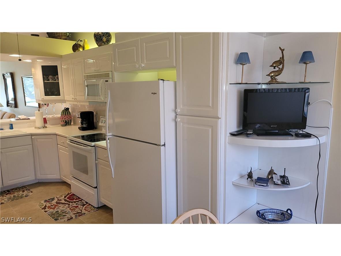 6680 Beach Resort Drive #1201 Naples FL 34114 226011579 image16