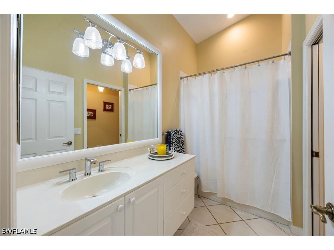 6680 Beach Resort Drive #1206 Naples FL 34114 226015607 image17