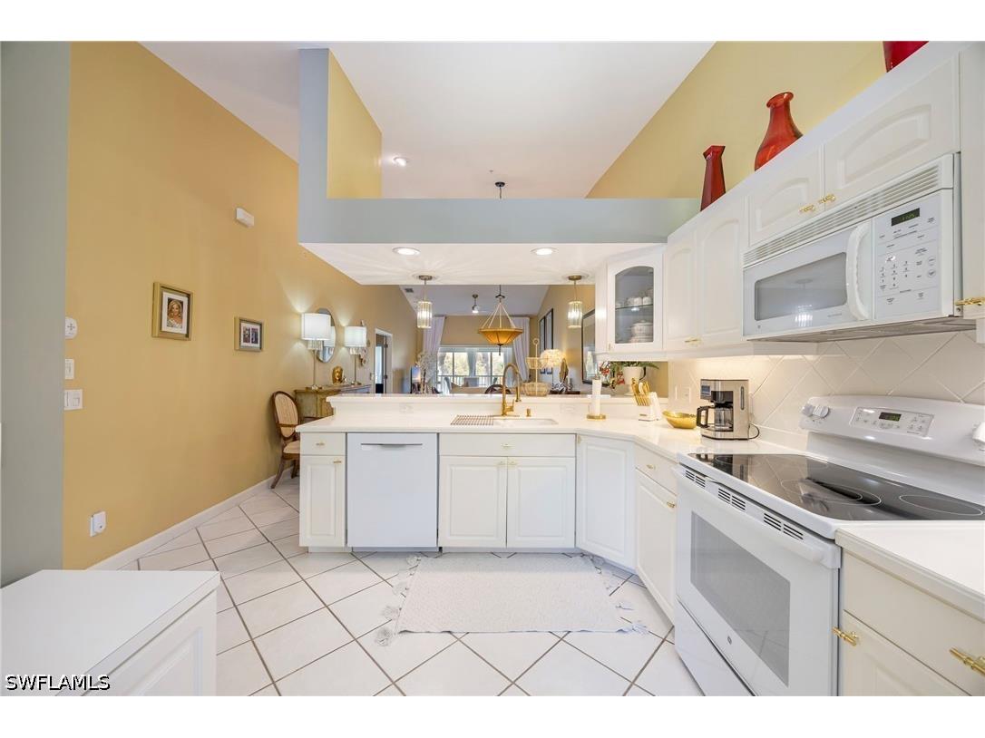 6680 Beach Resort Drive #1206 Naples FL 34114 226015607 image8