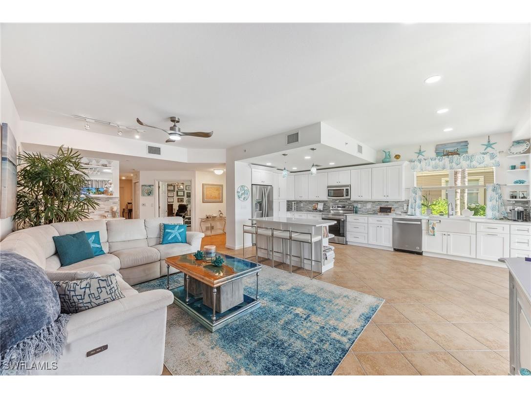 6686 Alden Woods Circle #101 Naples FL 34113 224090161 image1