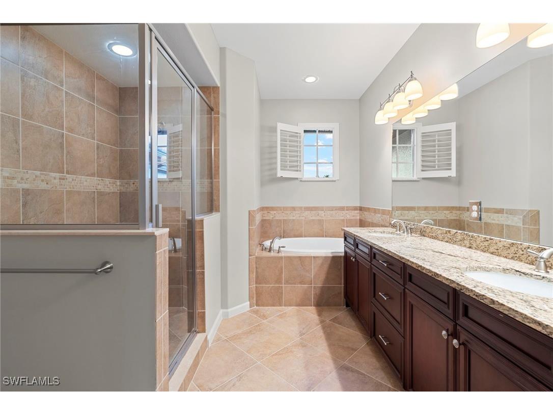 6689 Alden Woods Circle #202 Naples FL 34113 226002622 image16