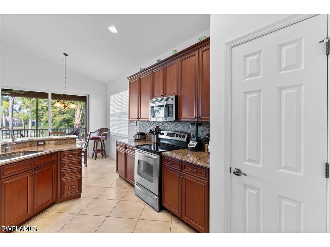 6693 Alden Woods Circle #202 Naples FL 34113 226018565 image3