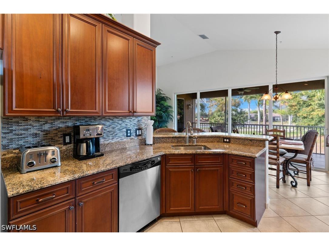 6693 Alden Woods Circle #202 Naples FL 34113 226018565 image4
