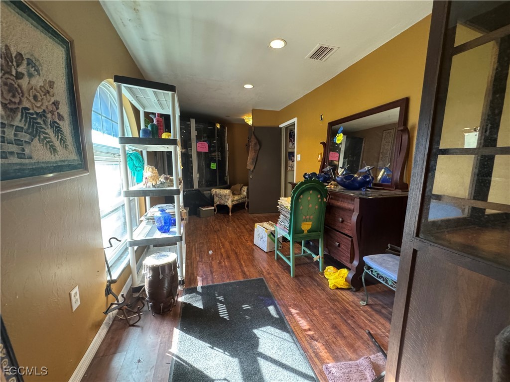 67 E Mariana Avenue North Fort Myers FL 33917 2025024841 image15