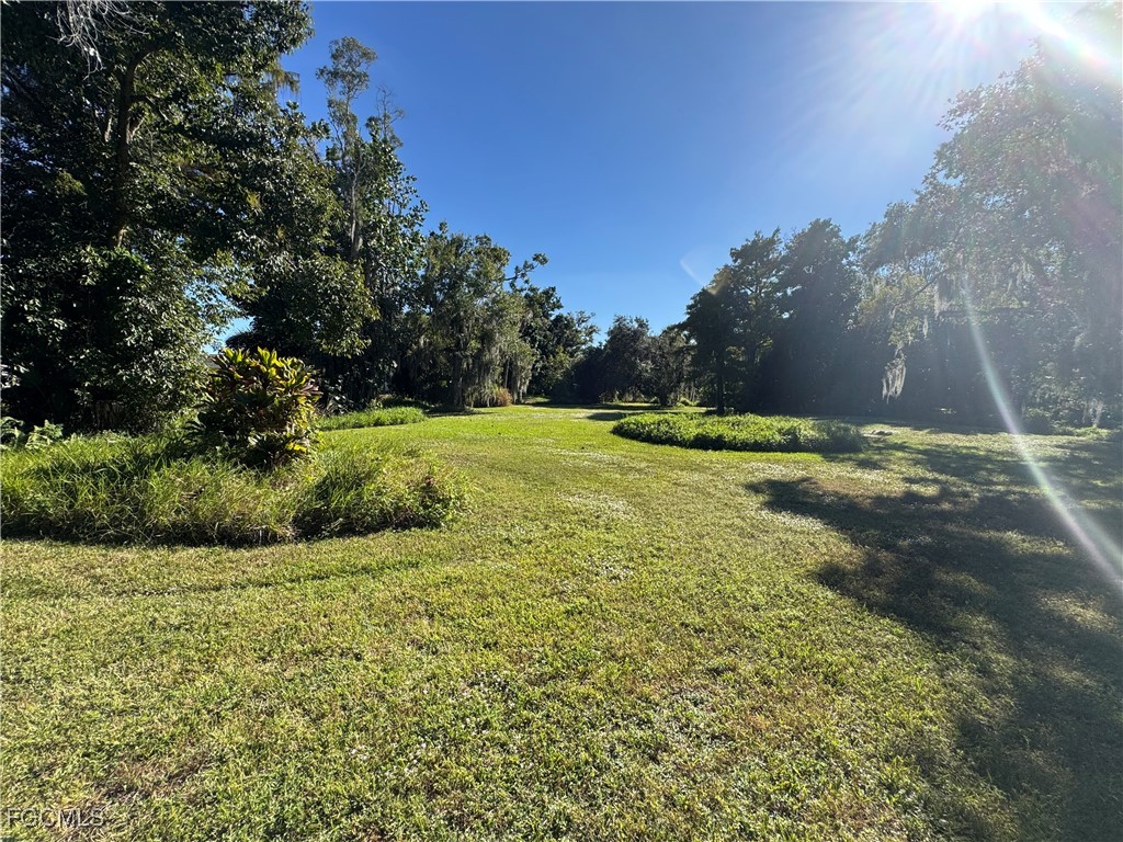 67 E Mariana Avenue North Fort Myers FL 33917 2025024841 image20