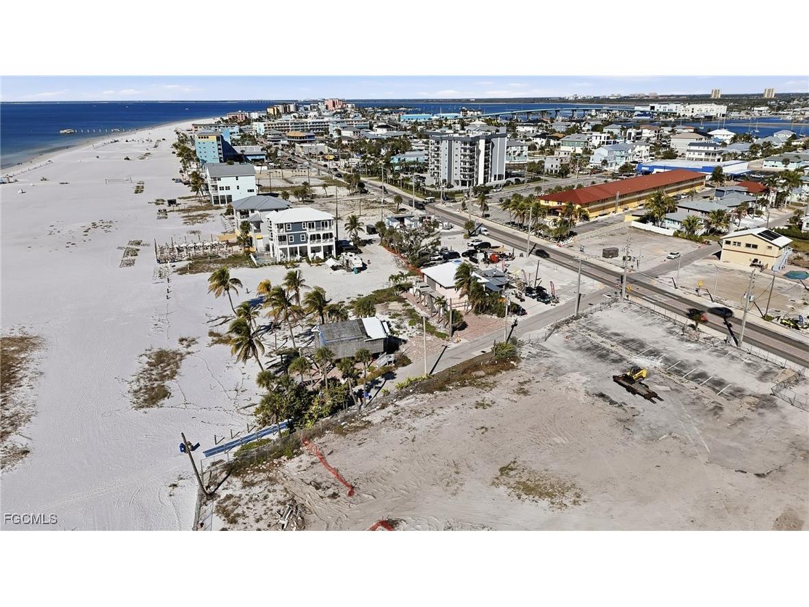 67 Miramar Street Fort Myers Beach FL 33931 2026002686 image8
