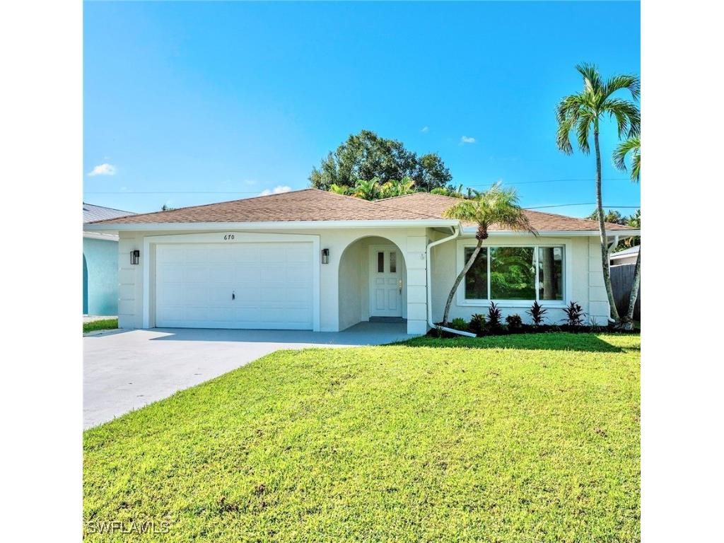 670 103rd Avenue N Naples FL 34108 225071920 image1