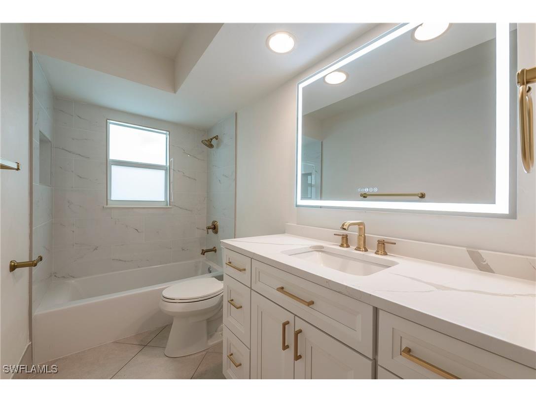 670 103rd Avenue N Naples FL 34108 225071920 image11