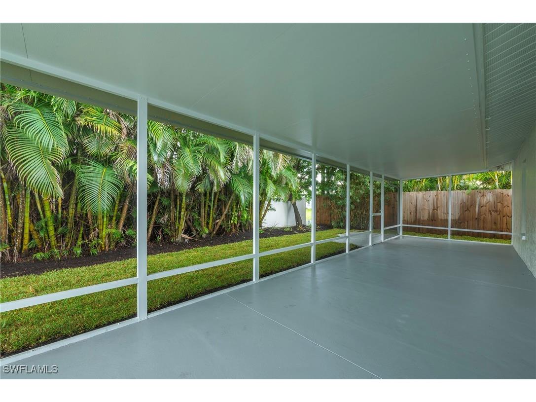 670 103rd Avenue N Naples FL 34108 225071920 image21