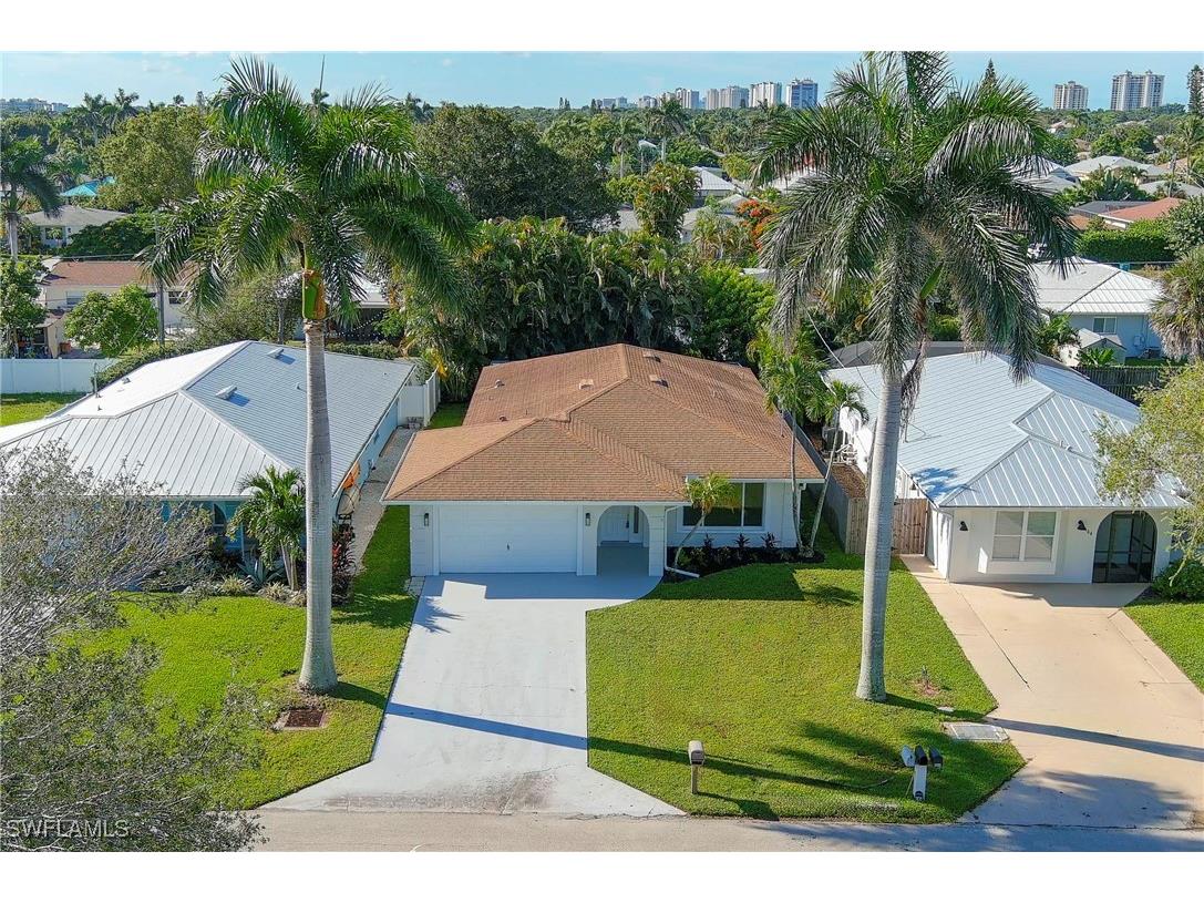 670 103rd Avenue N Naples FL 34108 225071920 image23