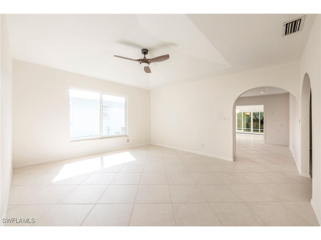 670 103rd Avenue N Naples FL 34108 225071920 image5