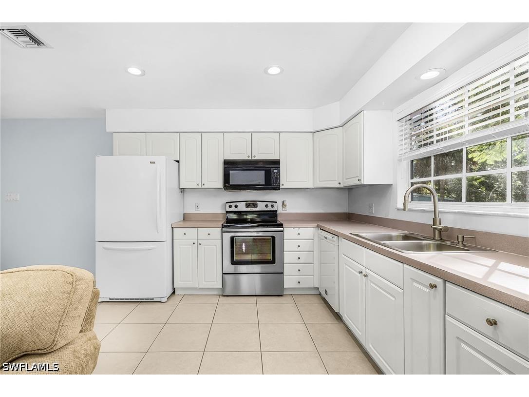 670 27th Street NW Naples FL 34120 226024763 image21