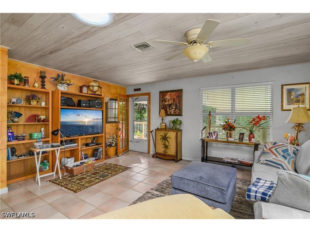 670 7th Street SW Naples FL 34117 226013529 image9