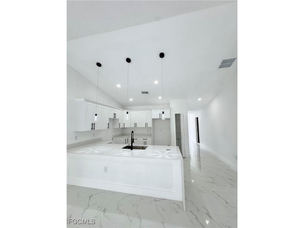 670 Chemstrand Street E Lehigh Acres FL 33974 2025013377 image4